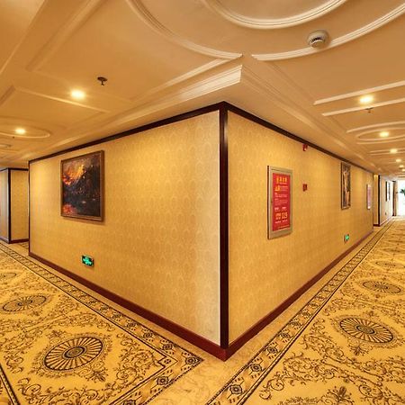 Vienna Hotel Shanghai Happy Valley Songjiang Dış mekan fotoğraf